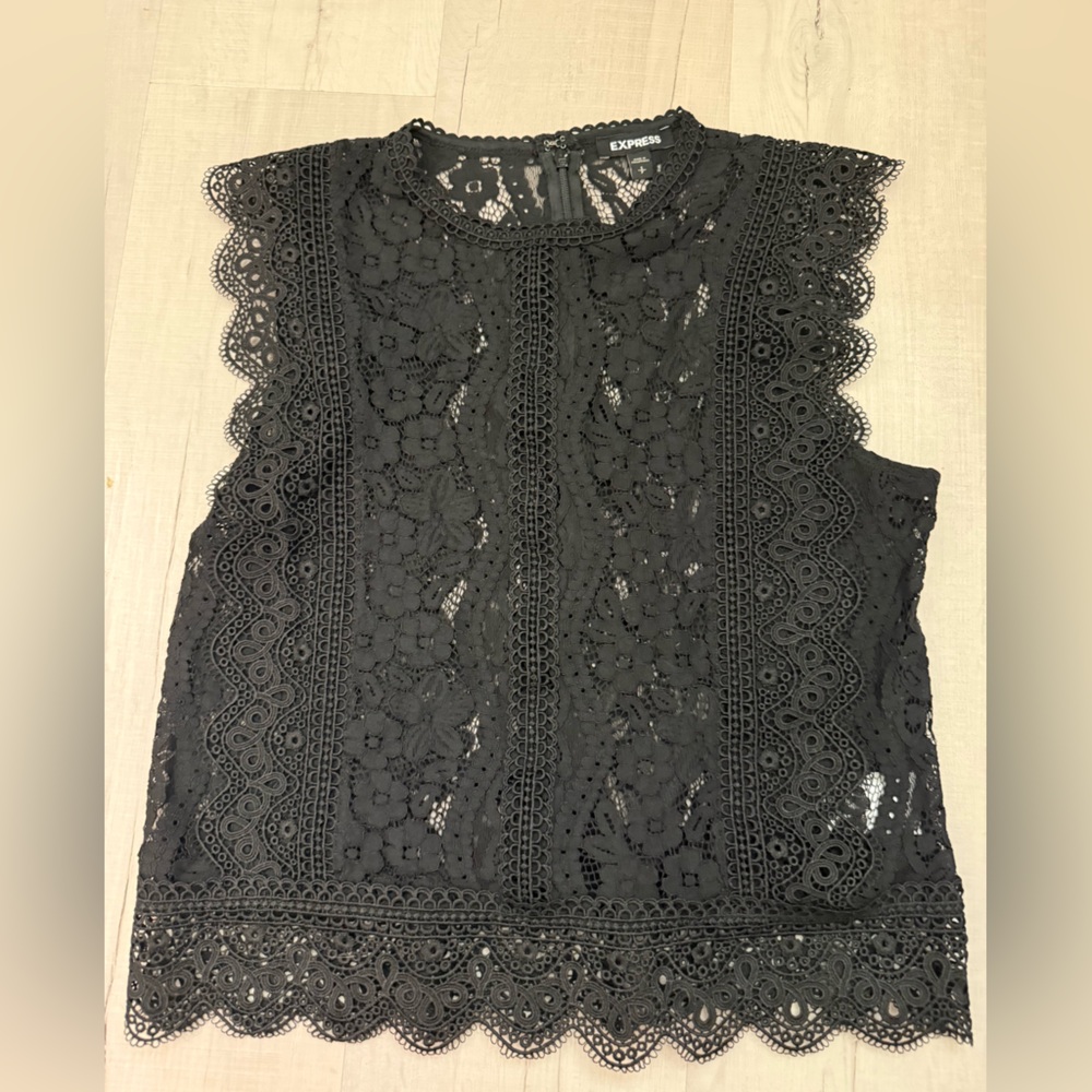 Express Black Floral Lace Shell Top